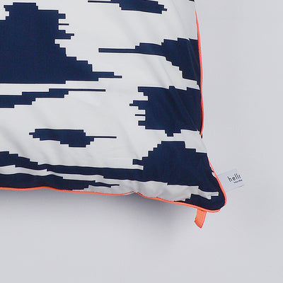 Kissen "IKAT BIG" BLUE FANCY 50x50cm   100% Cottonsatin