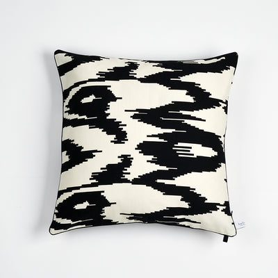 Kissen "IKAT BIG" BLACK FANCY 40x40cm   Cotton_Struktur