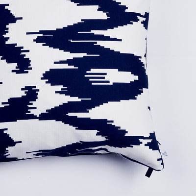 Kissen "IKAT BIG" BLUE FANCY 50x50cm   Cotton_Struktur