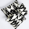 Kissen "IKAT BIG" BLACK FANCY 60x60cm   Cotton_Struktur