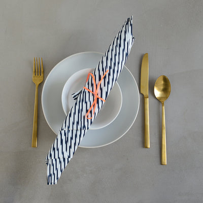 SERVIETTE 'IKAT HERRINGBONE' BLUE FANCY 36 x 48 cm 100% COTTONSATIN